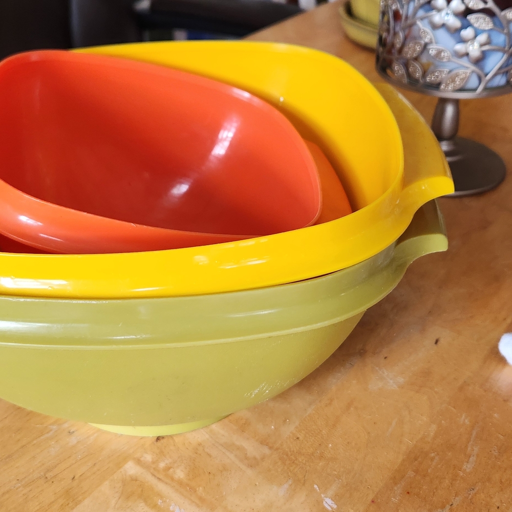 Vintage Tupperware Vibrant Mixing Bowl Set - Yellow, Orange, Green